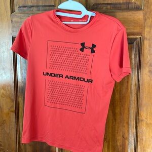 Boys medium Under Armour Tshirt